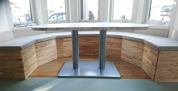 元請け新築事務所　テーブルとベンチ製作、設置  icoi